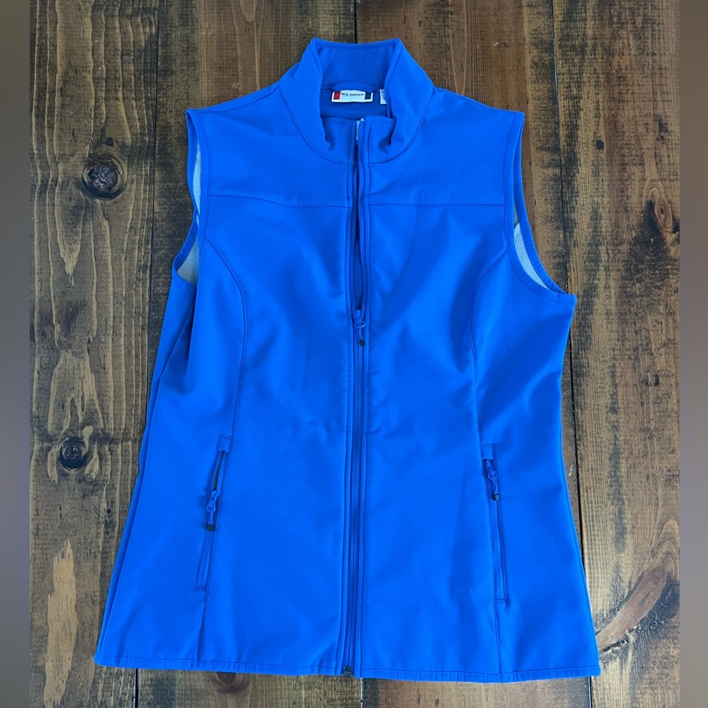 Clique vest